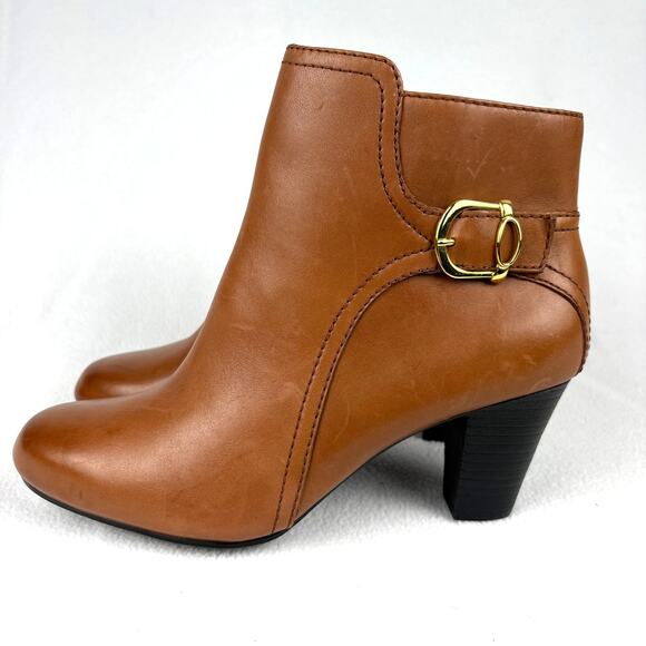 CLARKS Womens 9.5 Tan Leather Sapphire Vesta Heeled Ankle Boot Brown Side Zip - Picture 3 of 15